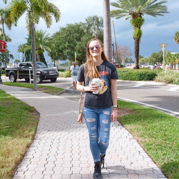 Meet your Posher, Malarie - Picture 14 of 15